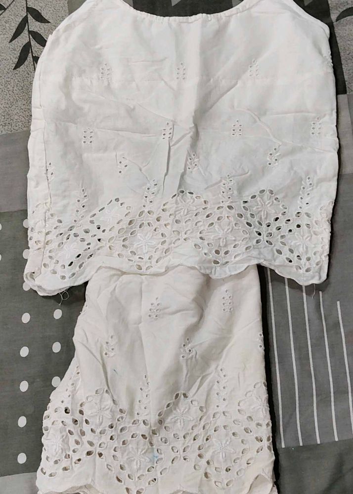 White cord set