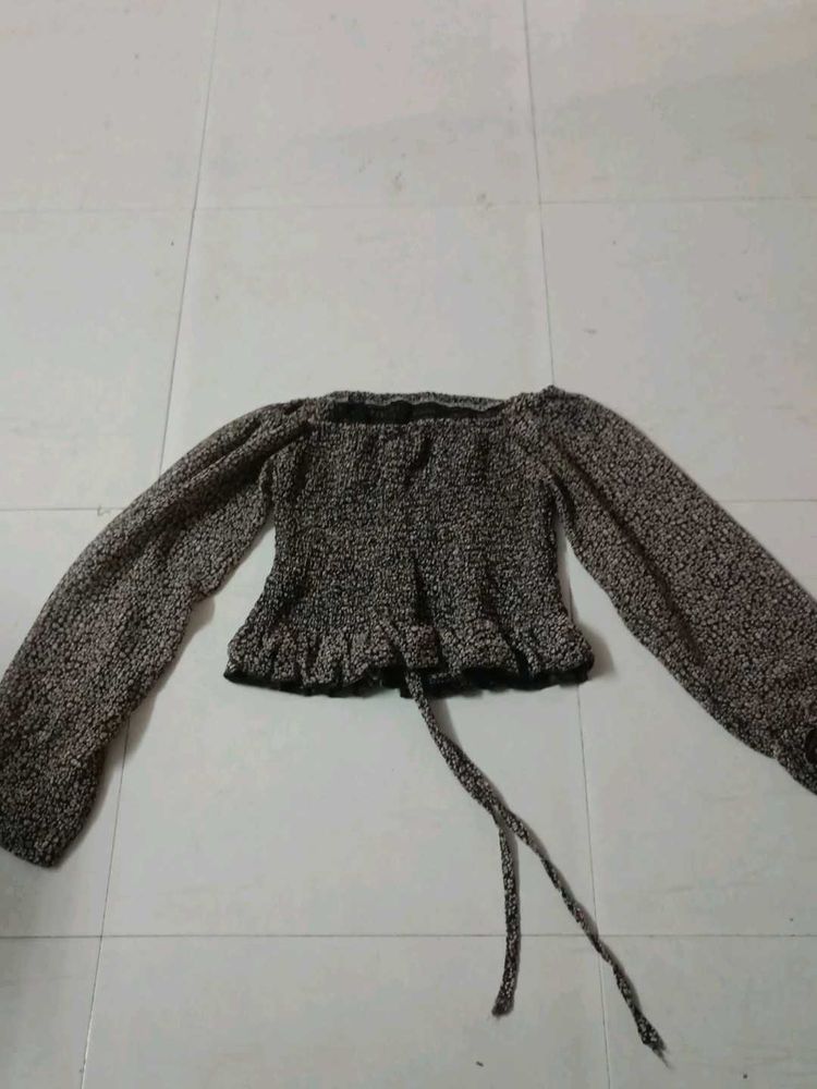 Off-Shoulder Smocked Crop Top