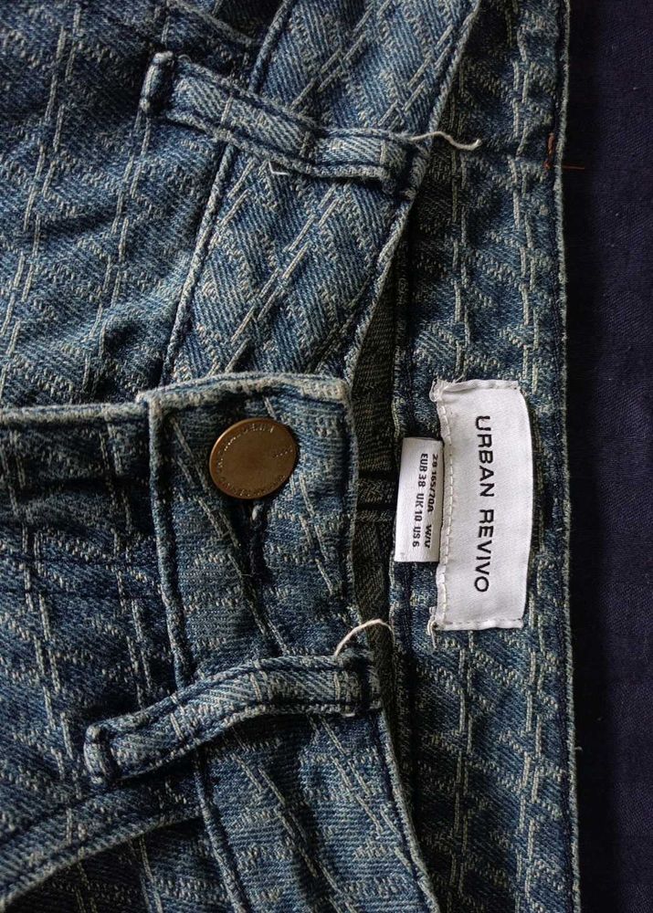 Urban Revivo Denim Jeans