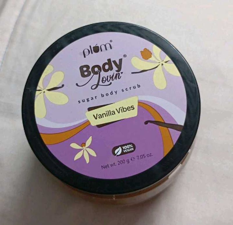 plum vanilla vibes body scrub