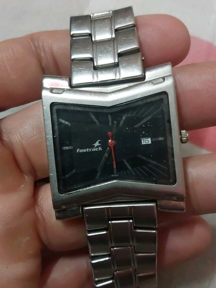 Fastrack Silver Analog Watch, Battery needed