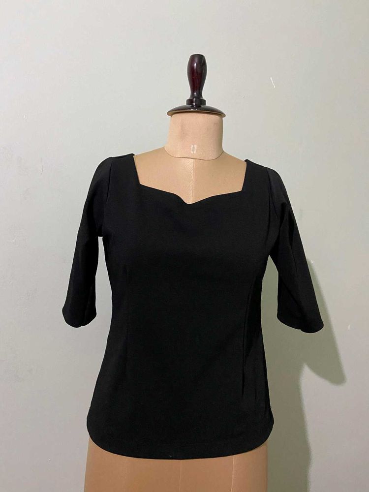 Chic Black Square Neck Top