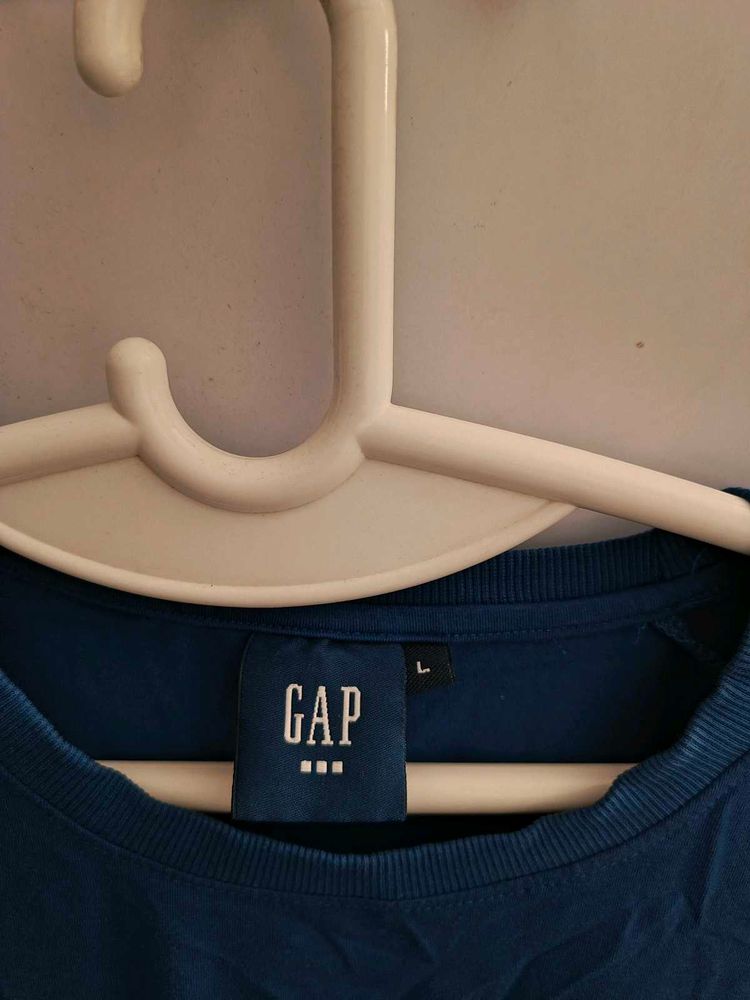 GAP Blue Crew Neck T-shirt