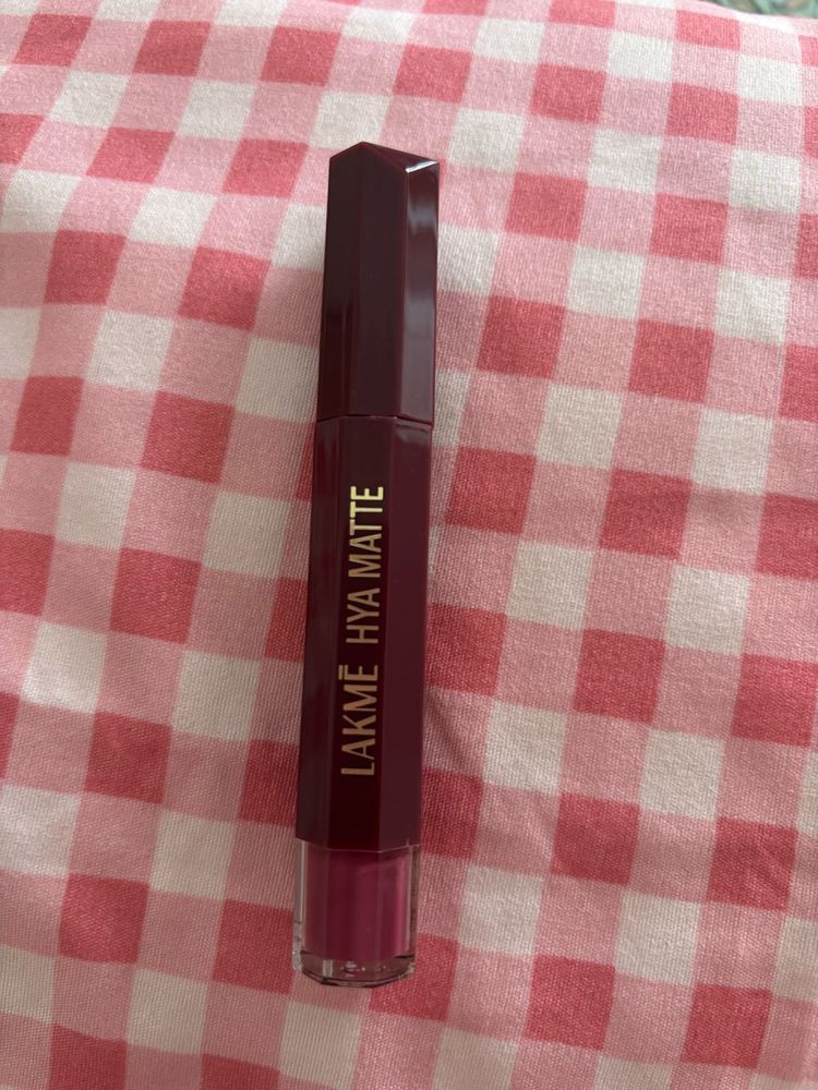 Lakme Hya Matte Lipstick