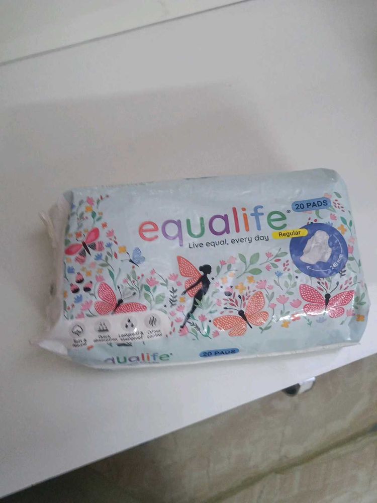 Equalife Regular Pads - 20 Count