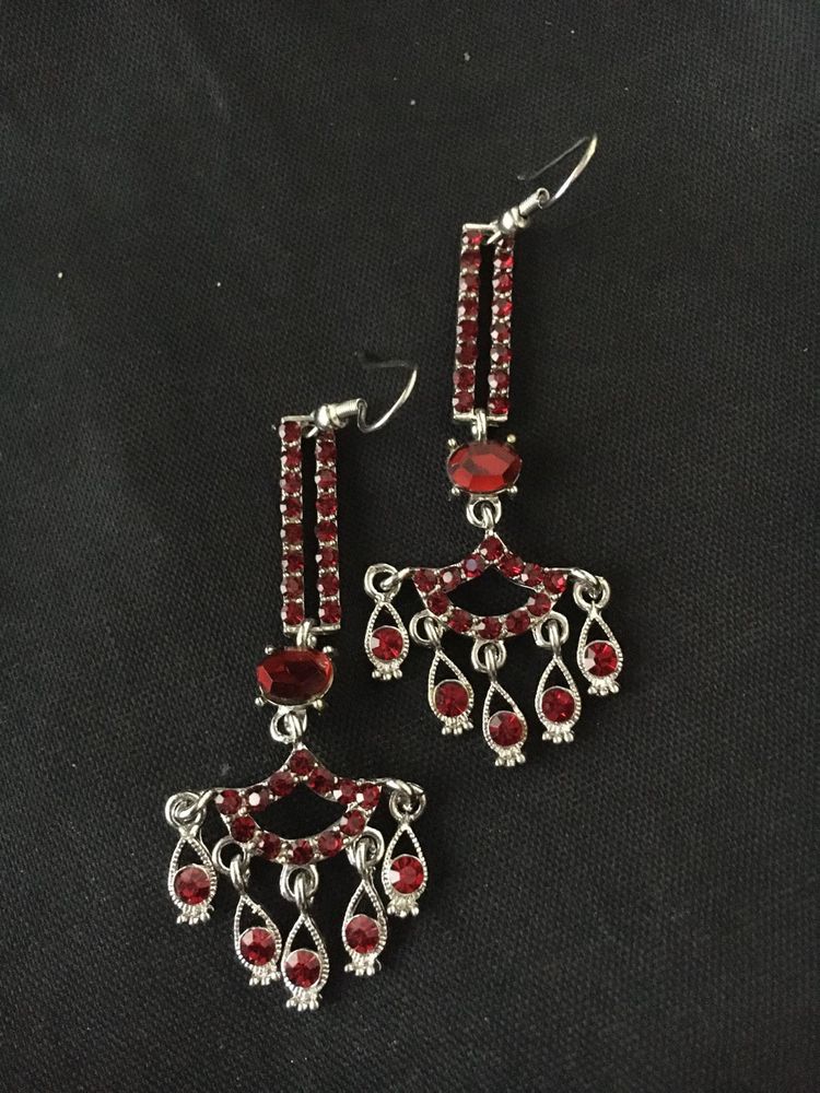 Red vintage glass rhinestone Dangle Earrings