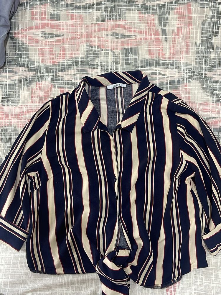 Hailys Crop Shirt In L