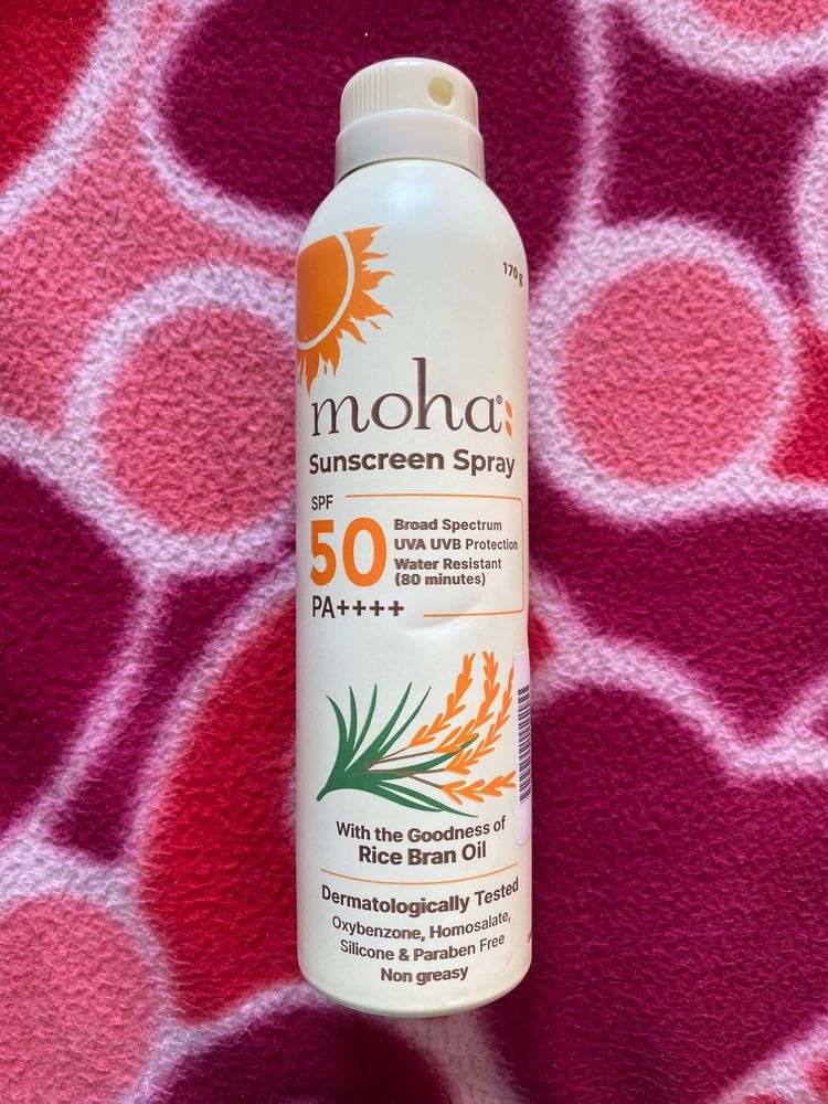 moha: Sunscreen Spray SPF 50