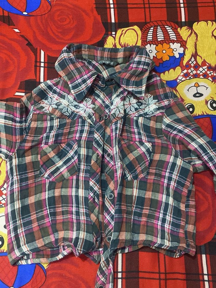 crop shirt
