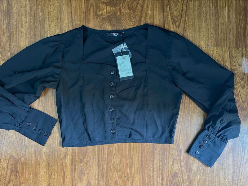Carlton London Black Square Neck Top