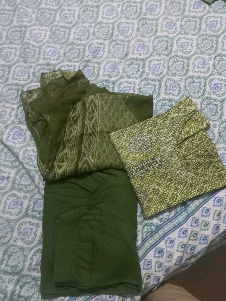 Green salwar suit