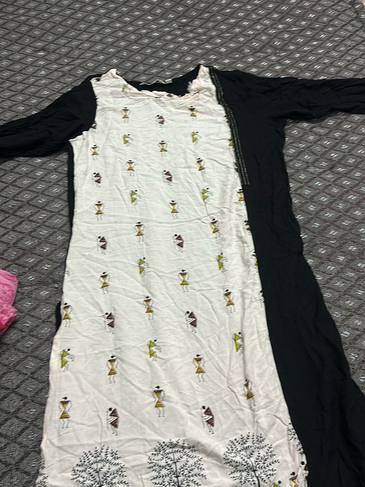 a beautiful kurti