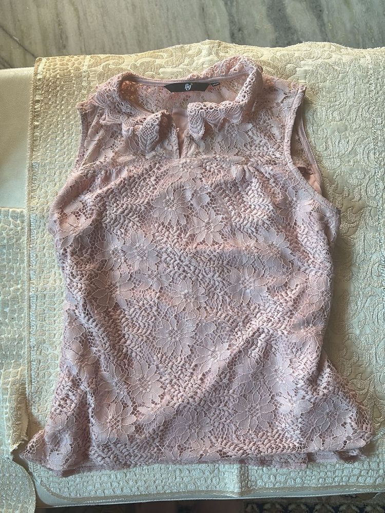 Elegant Lace Sleeveless Top
