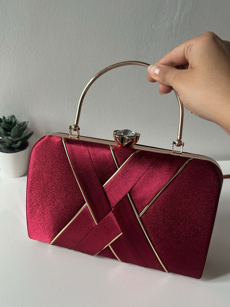 Elegant Red Beaded Clutch Purse