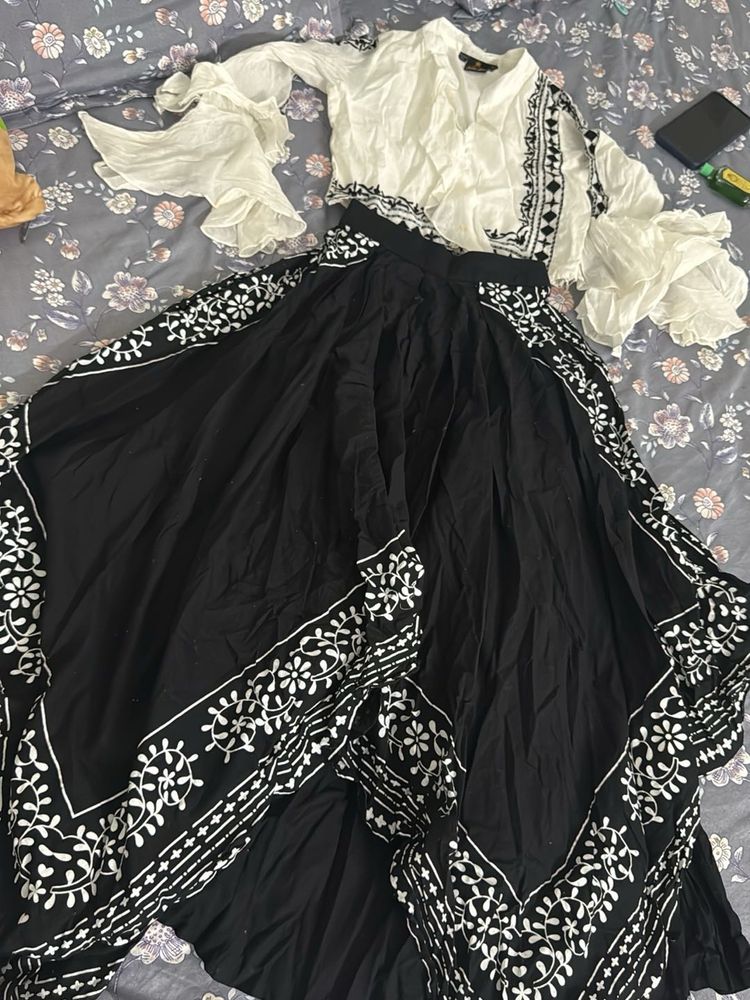 new notag Elegant Black &amp;white skirt top