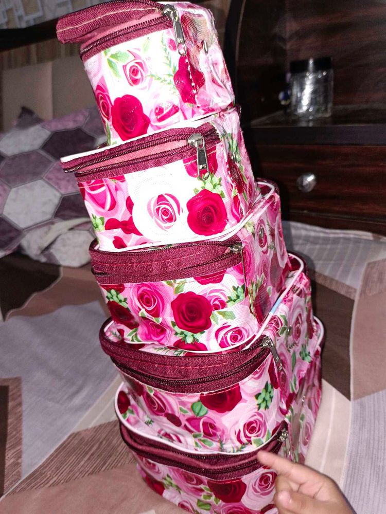 5 Floral Print Cosmetic Bags Set