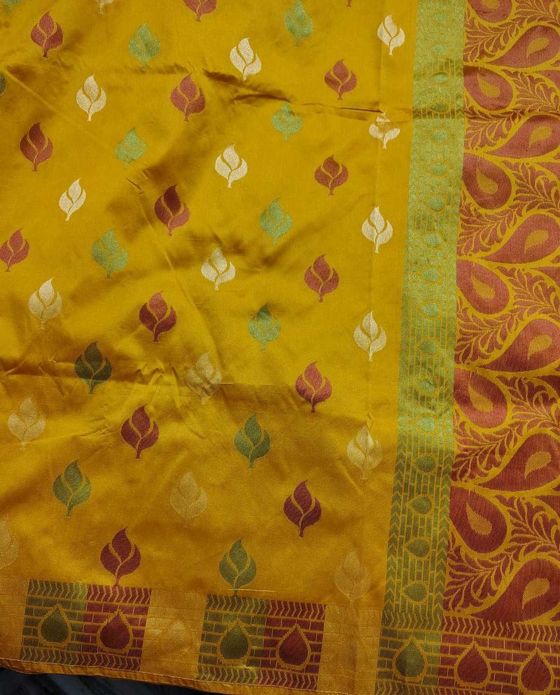 Elegant Yellow Saree with Paisley Border
