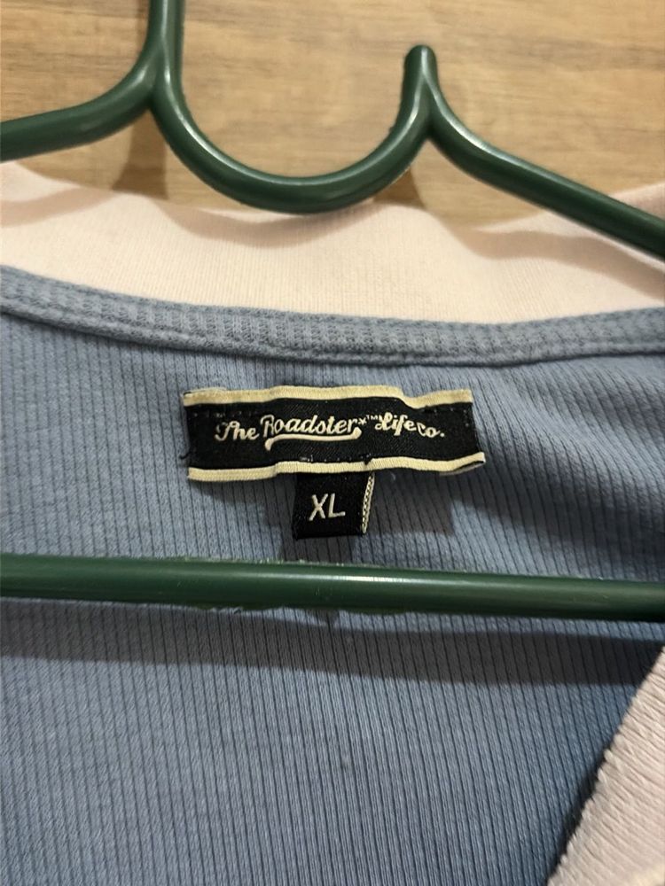The Roadster Top