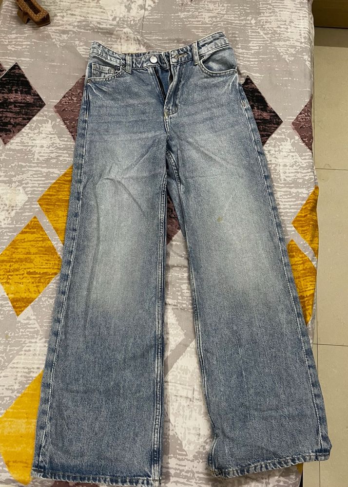 Light Wash Wide Leg Jeans