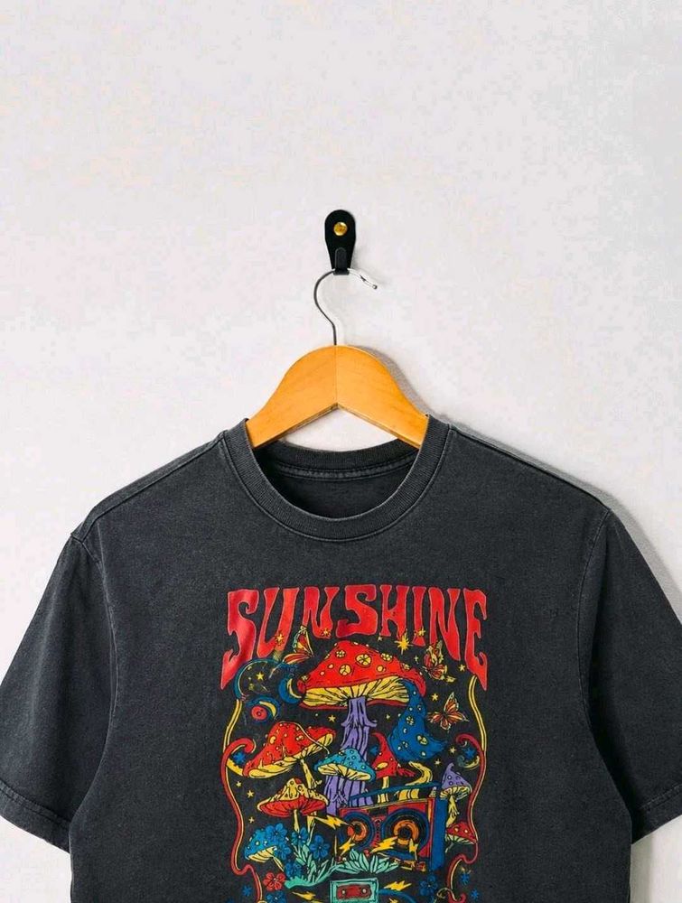 Vintage Sunshine Mushroom Graphic T- Shirt