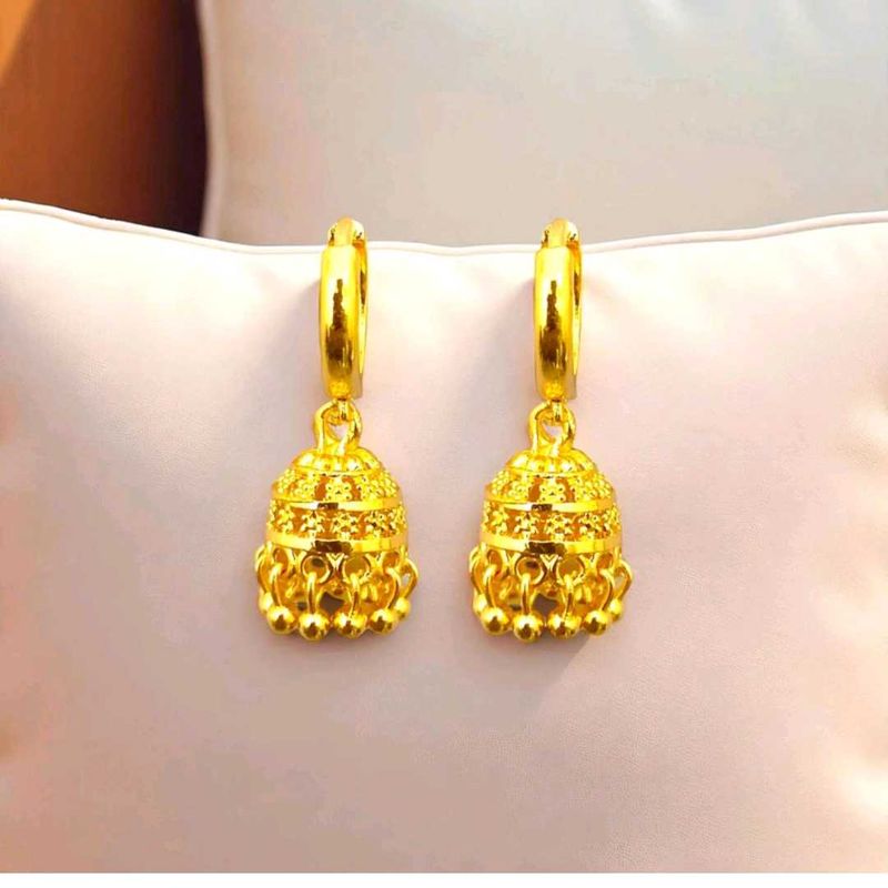Elegant Gold Plated Jhumka Earrings