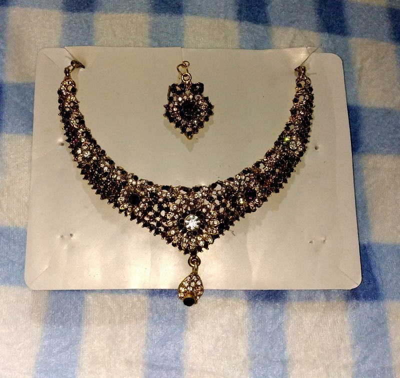 Necklace Set