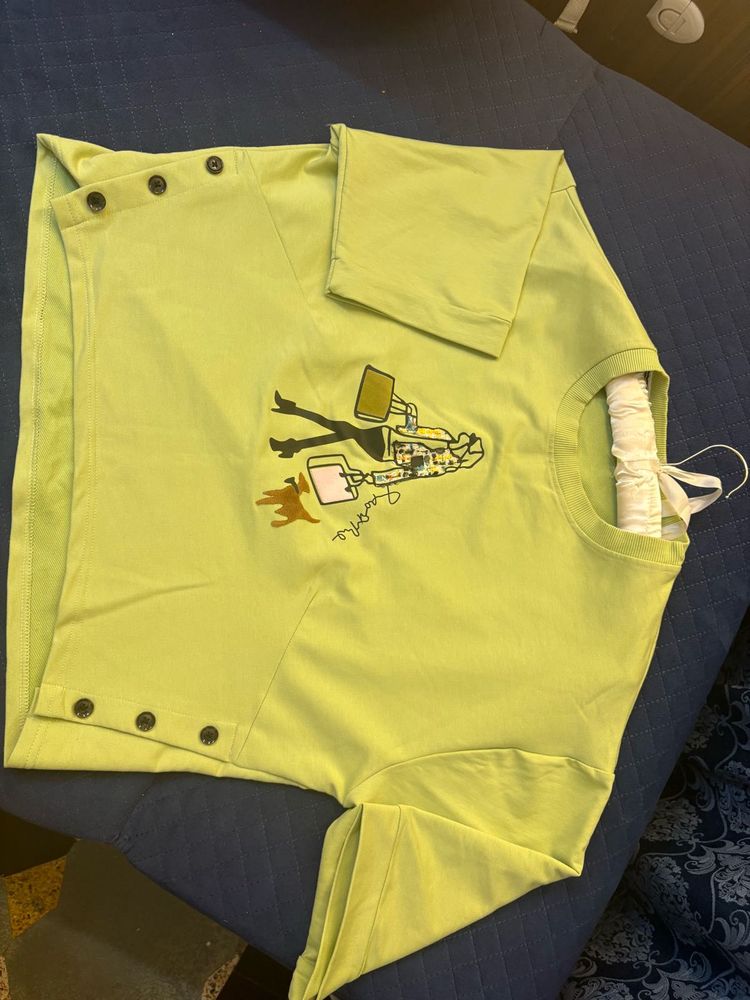 Graphic Print T-Shirt