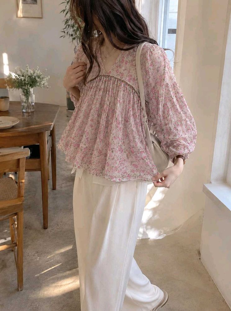 New with tag Korean Boho Floral Print Blouse