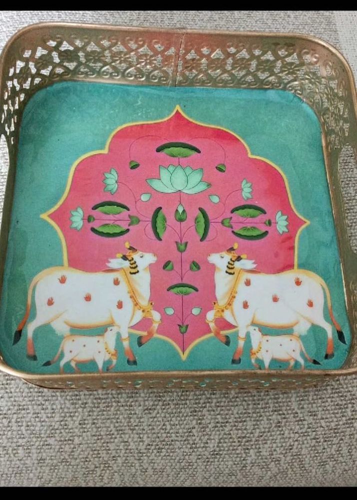 Decorative Tray with Cow &amp; Calf Motif