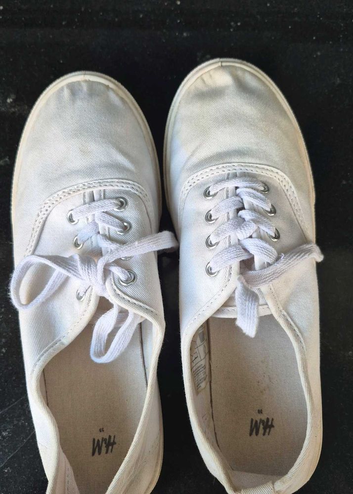 White H&amp;M Canvas Sneakers