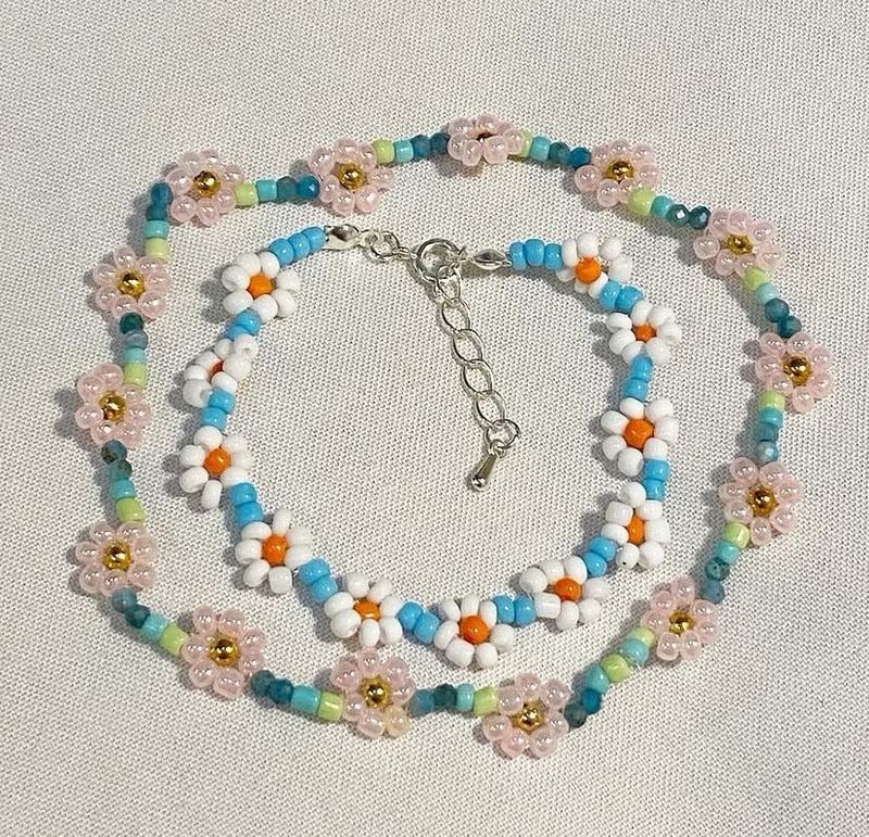 Daisy Beaded Necklace Set Of 3