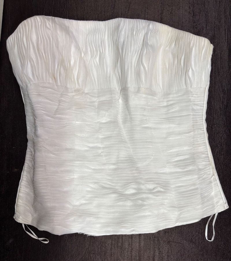 Elegant White Strapless Corset