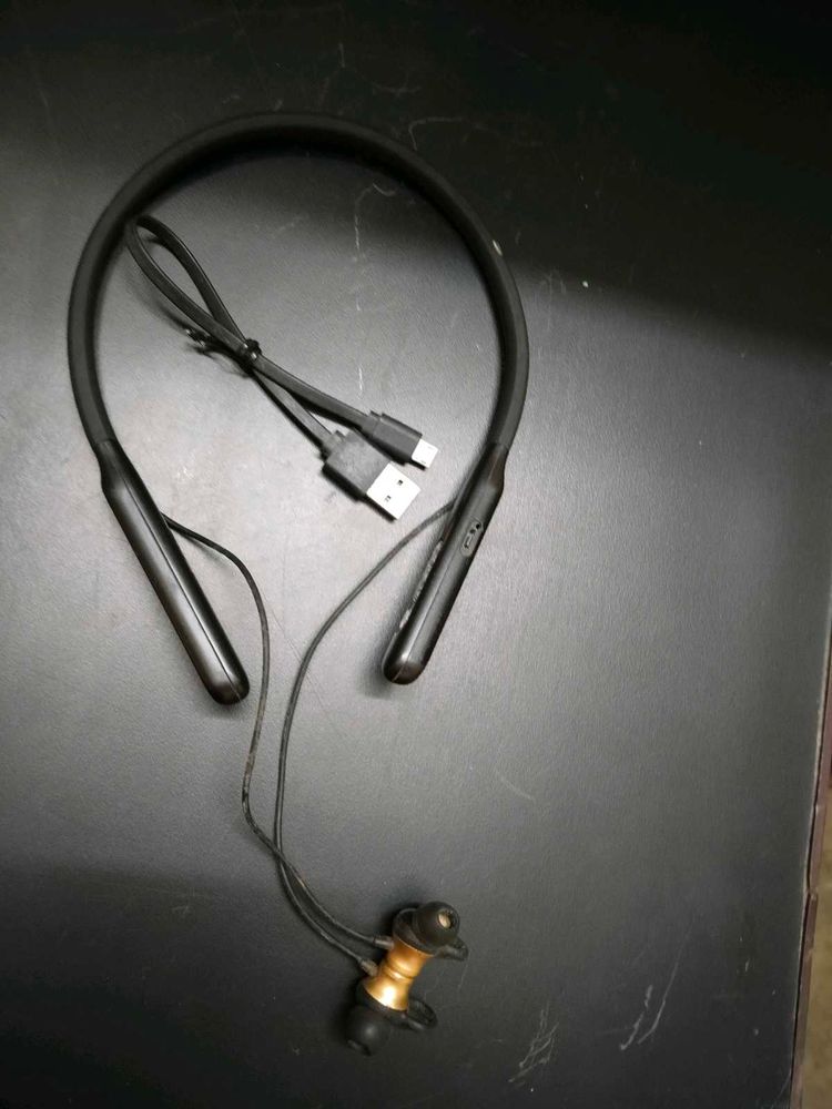 Neckband Wireless Earphones