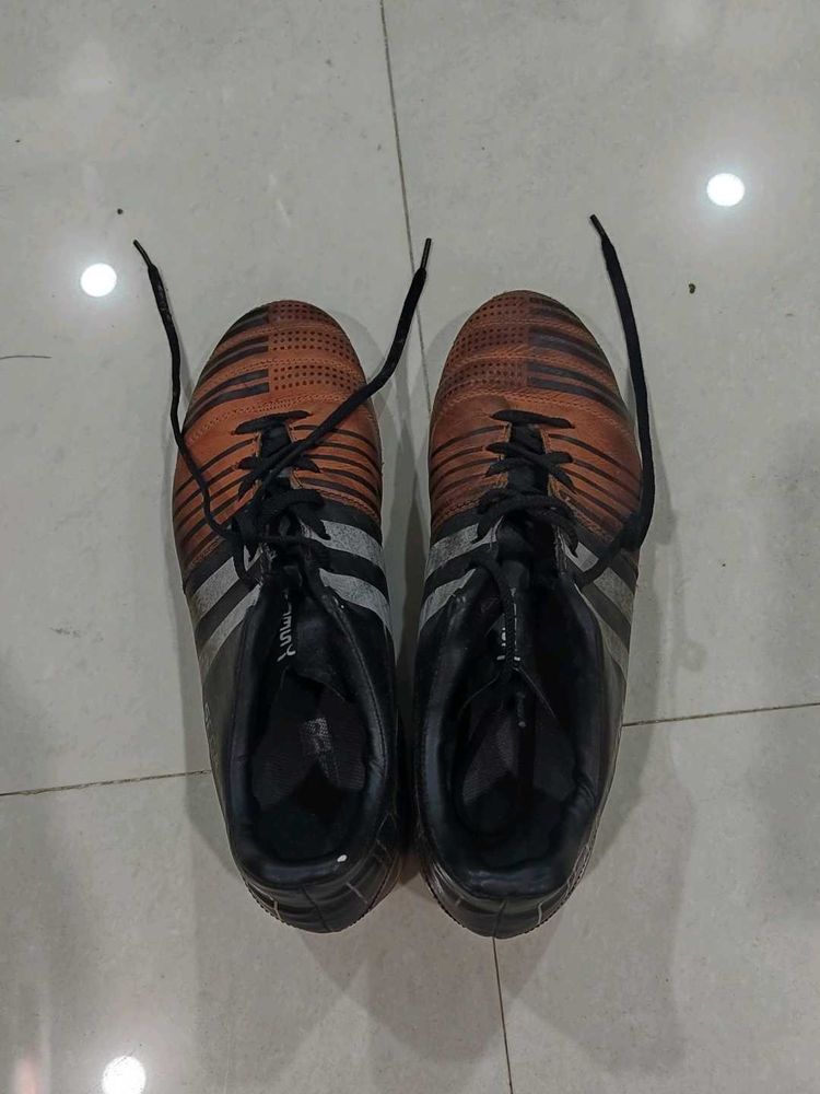 Sega 8 Size Football Spike Shoes