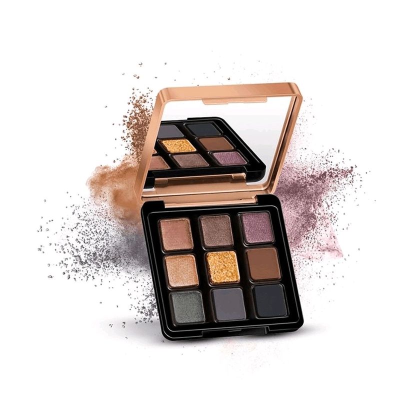 Price Drop Manish Malhotra Eyeshadow Rendezvous