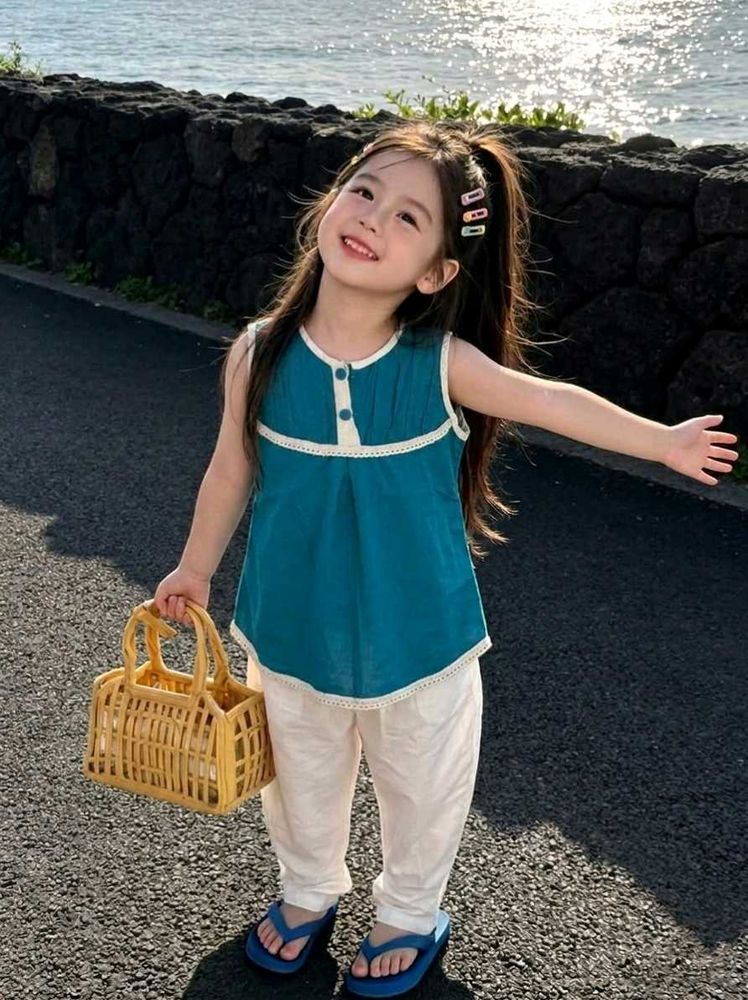 kid's Adorable Teal Blue Top &amp; White Pants Set