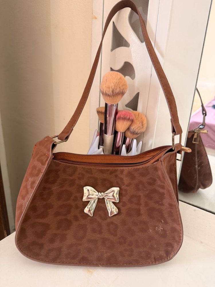 Bow Shoulder Bag