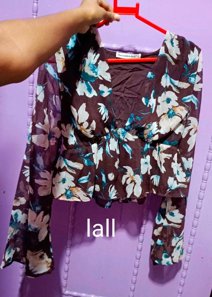 Cropped Floral Bell Sleeve Top