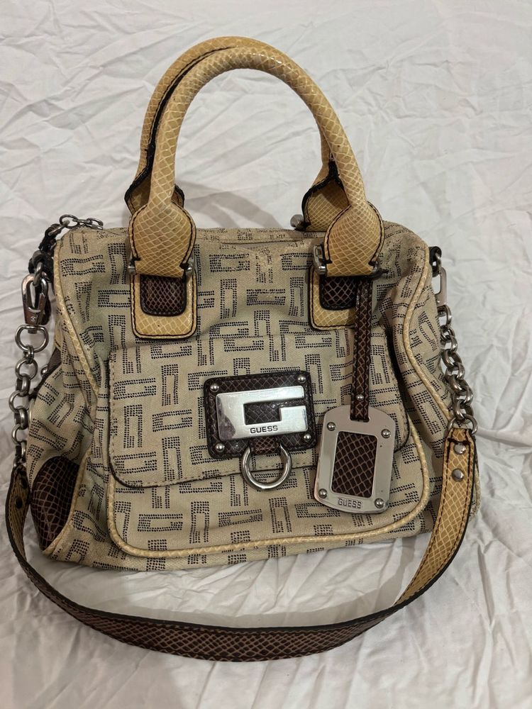 Y2K Aesthetic Guess handbag 👜