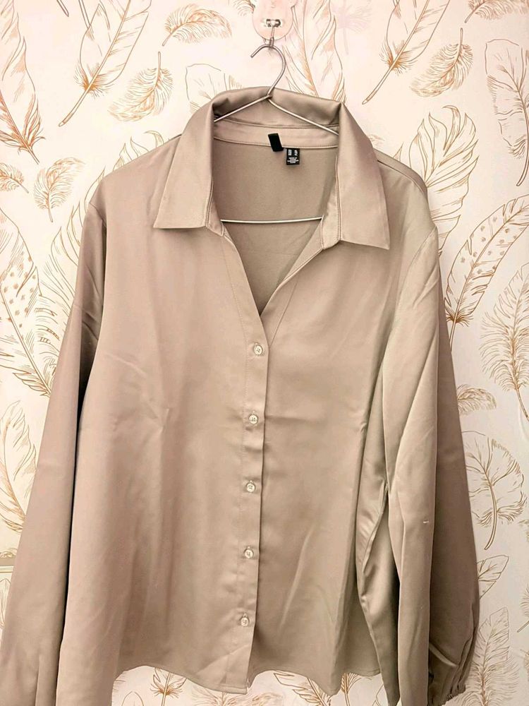 Vero Moda Satin Collared Shirt