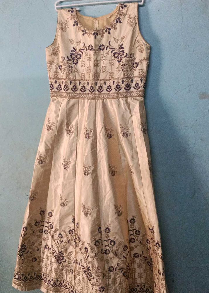 Elegant Embroidered Ethnic Gown