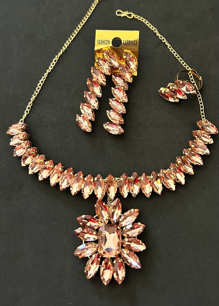 Diamond necklace set with Ring