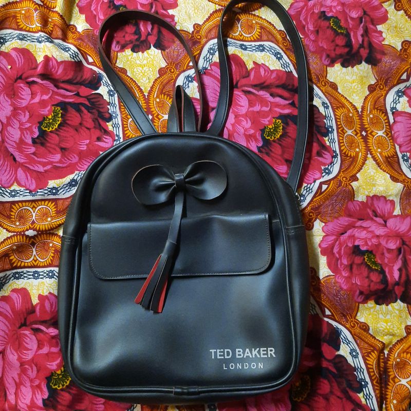 Black Cute &amp; Stylish Backpack