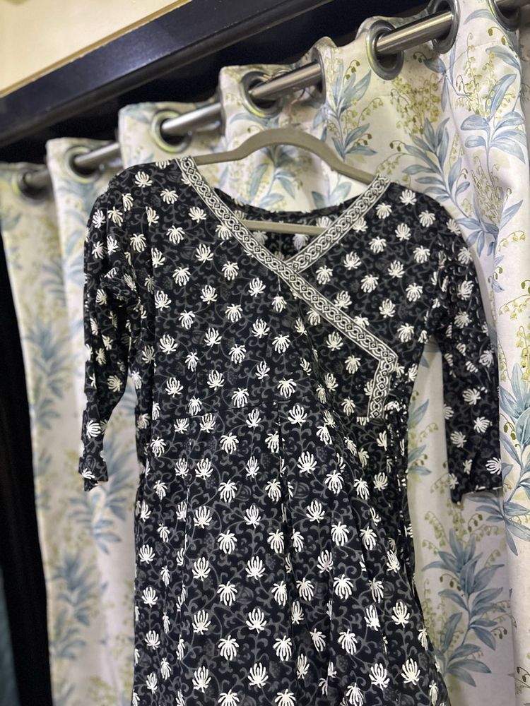 Floral Print short kurti