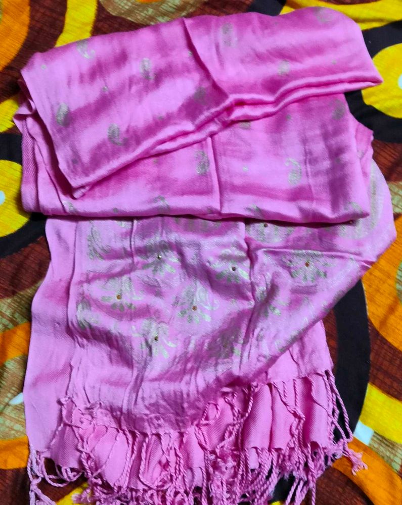 Elegant Pink stole with golden print dupatta ✨💓