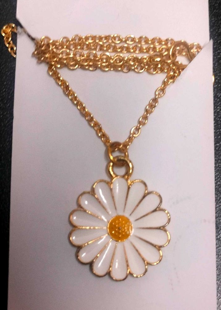 Golden Flower Chain