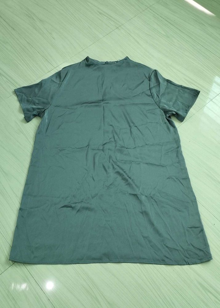 H&amp;M Gray T-Shirt Dress
