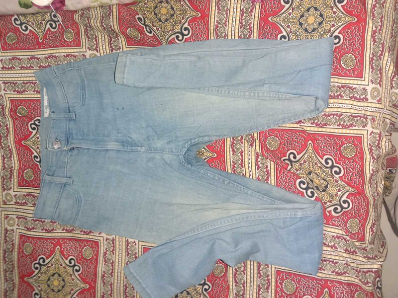 Light Wash Denim Jeans