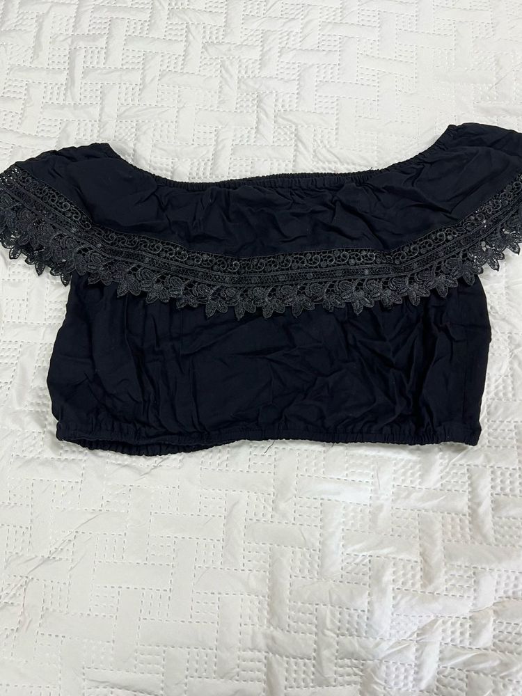 Black Off-Shoulder Lace Trim Crop Top