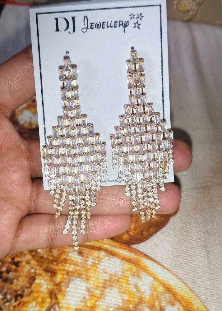 ad America diamond earrings